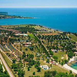 Feriepark Happy Camp Mobile Homes In Park Umag